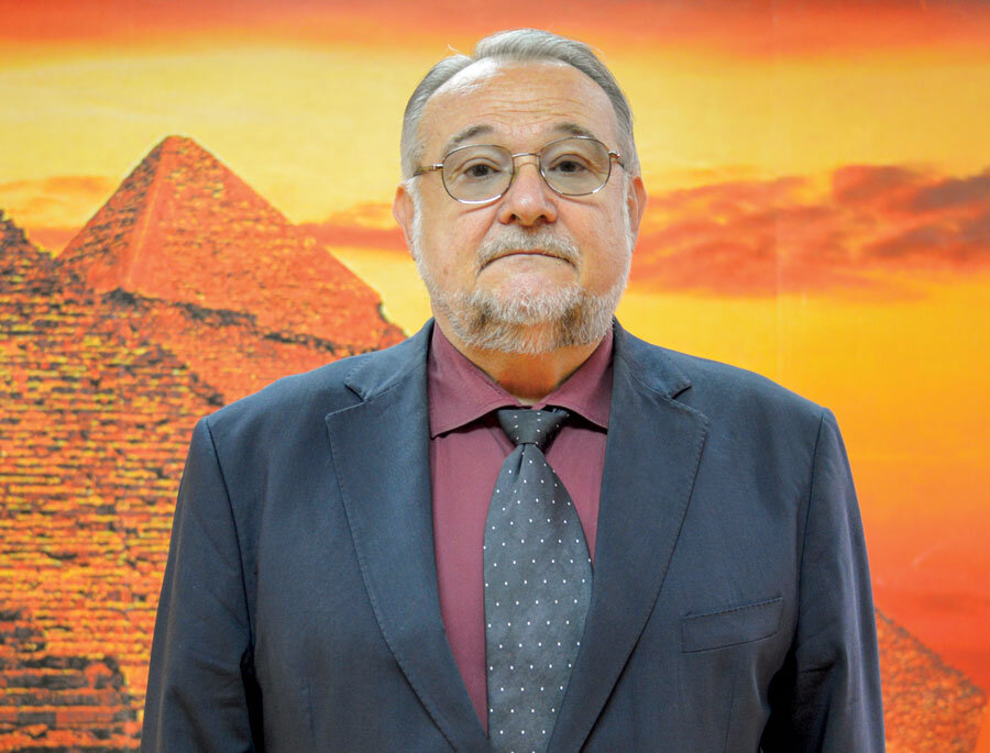 Марјан Ѓорчев, поранешен амбасадор и министер. Марјан Ѓорчев, поранешен амбасадор и министер.