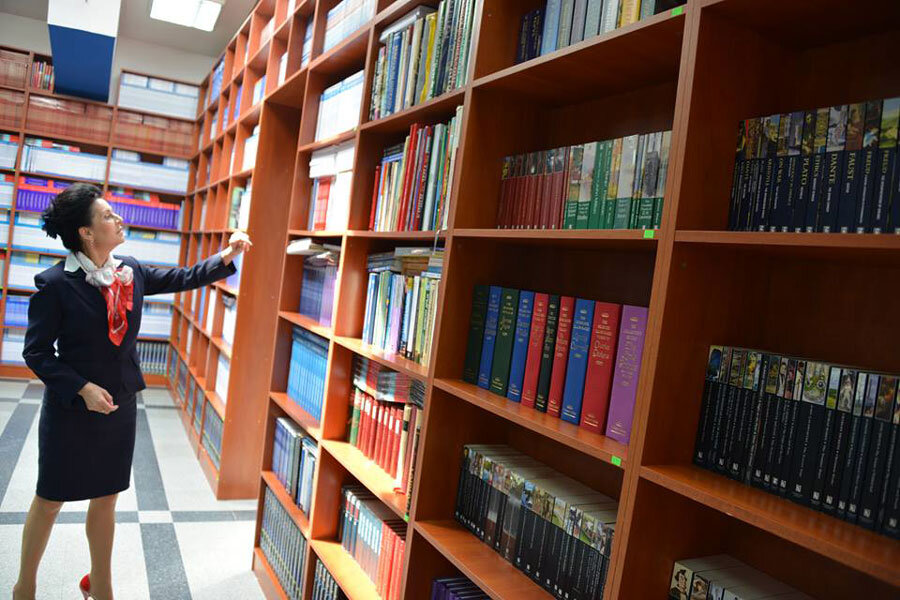 Библиотеката на Универзитетот за туризам и менаџмент датира уште од 2006 година Библиотеката на Универзитетот за туризам и менаџмент датира уште од 2006 година
