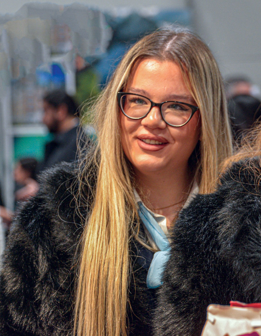 Михаела Чачиќ Михаела Чачиќ