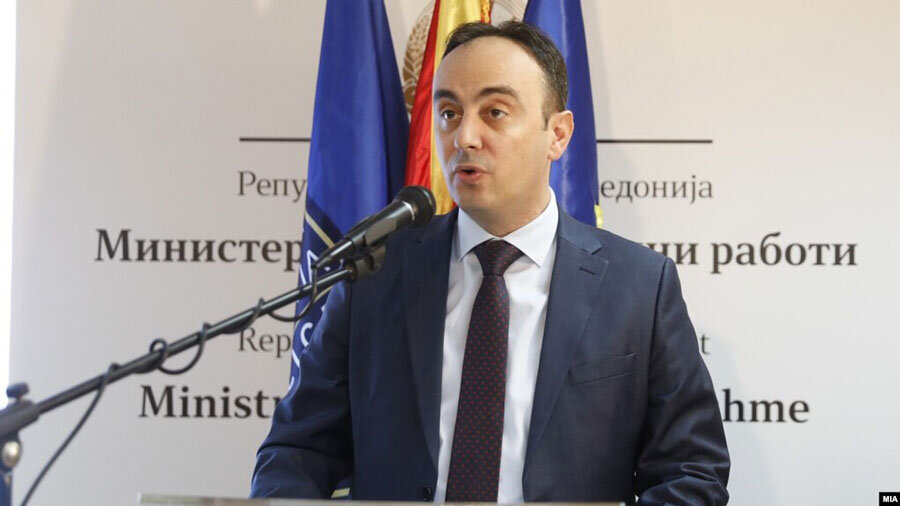 Чулев: „Младите се соочуваат со ограничени можности во еден корумпиран и непотистички систем.“ Чулев: „Младите се соочуваат со ограничени можности во еден корумпиран и непотистички систем.“