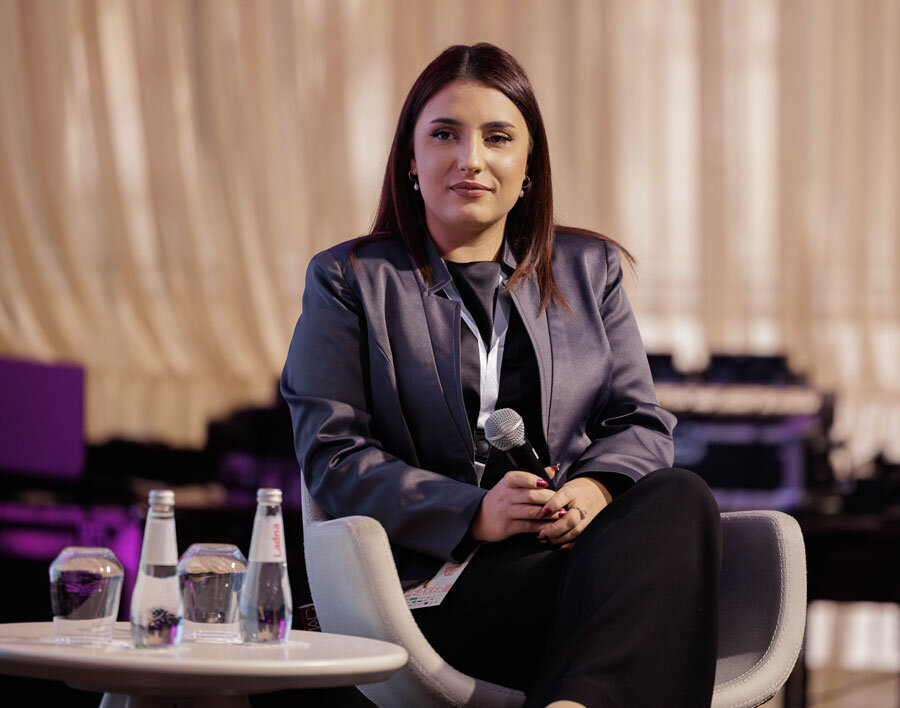 Иванова: „Најголемата мотивација за младите е да ни се отворат вратите.“ Иванова: „Најголемата мотивација за младите е да ни се отворат вратите.“