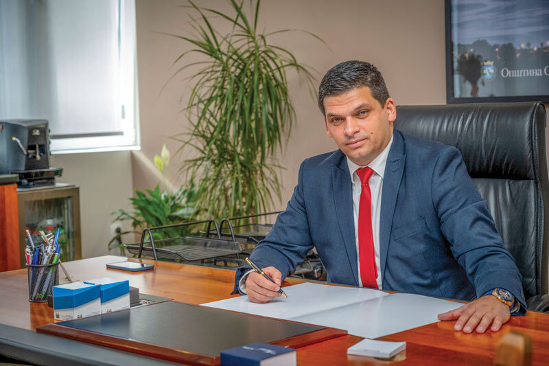 Кирил Пецаков - Градоначалник на Охрид Кирил Пецаков - Градоначалник на Охрид